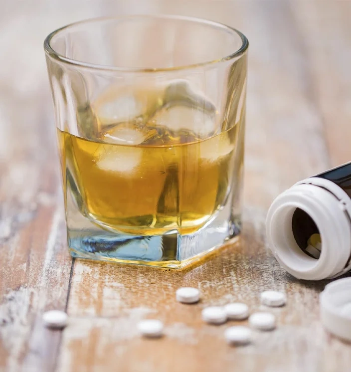 алкогольный напиток и антибиотики